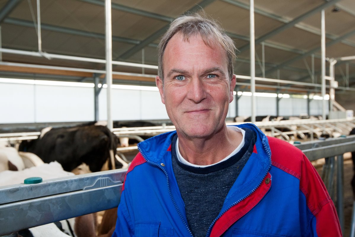 Marcel en Rosita Hulskotte hebben in Albergen (Overijssel) een nieuw bedrijf gebouwd voor 140 melkkoeien. Ze hebben 52 hectare grond in gebruik, waarvan 42 hectare in eigendom.<br /><br />