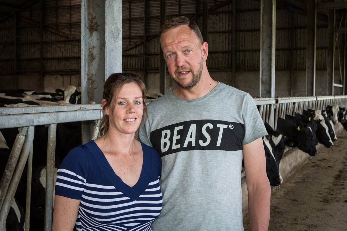 Gert Jan Westerlaken (40) en zijn vriendin Judith Boomkamp (35) wonen in het Brabantse Babyloniënbroek. Westerlaken heeft een veebedrijf met 99 melkkoeien, 47 stuks jongvee (waarvan 15 op een andere locatie en 49 hectare land in gebruik.